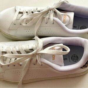 Addidas Tennis Shoes